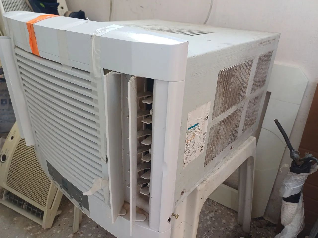 Air conditioning64168553571201121