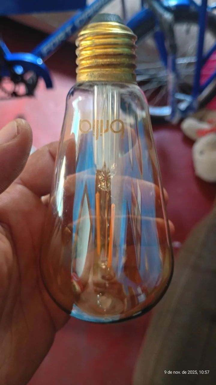 Lâmpada de flamento para decorar. Perfeita.