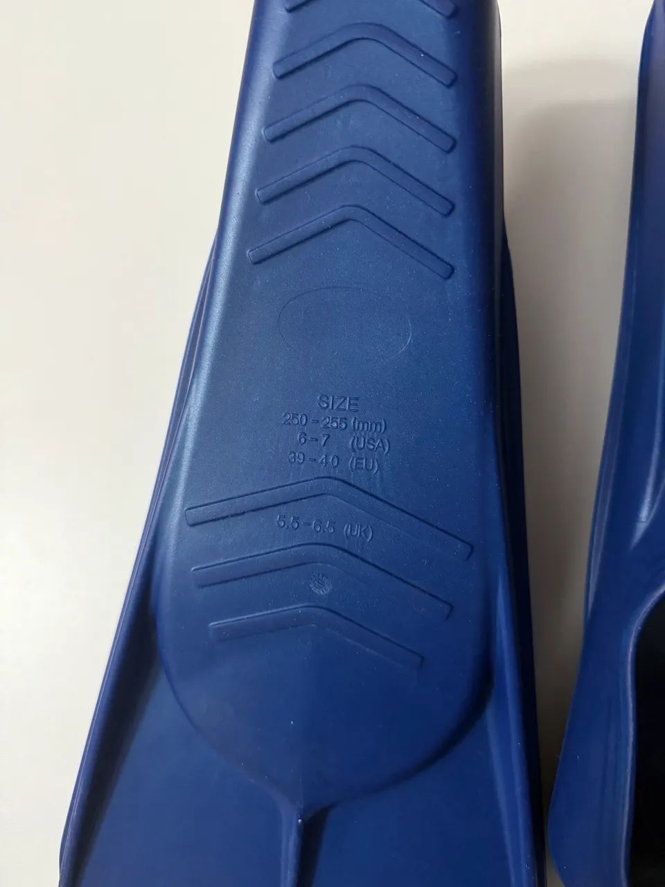 nadadeira silicone (pé de pato) hammerhead 37-38 - Foto 2