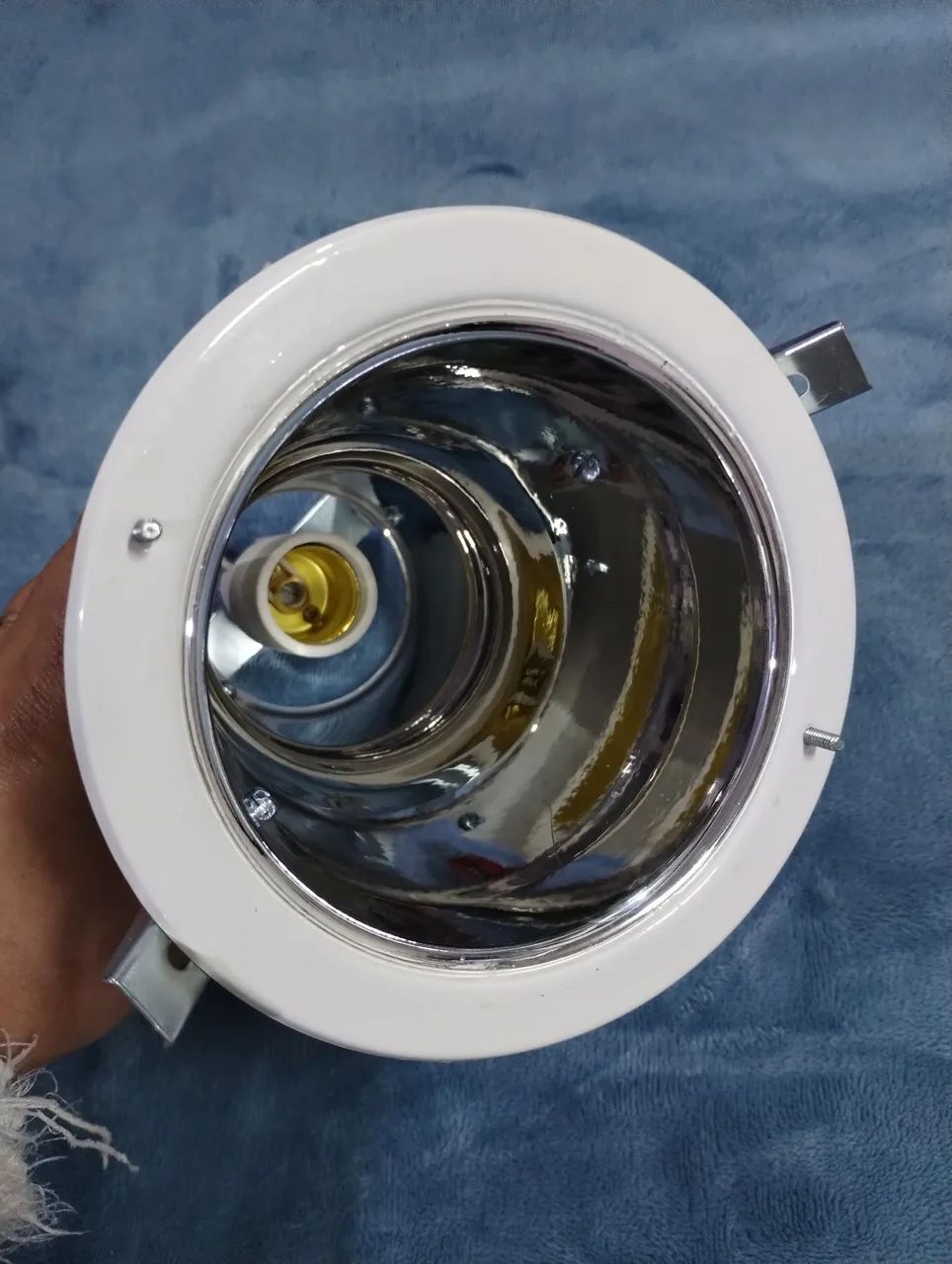 Luminária, produto novo.