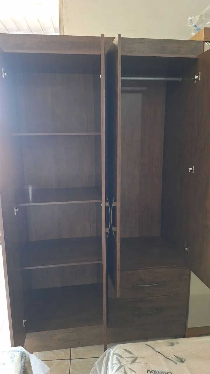 Guarda roupa 4 portas - Foto 3