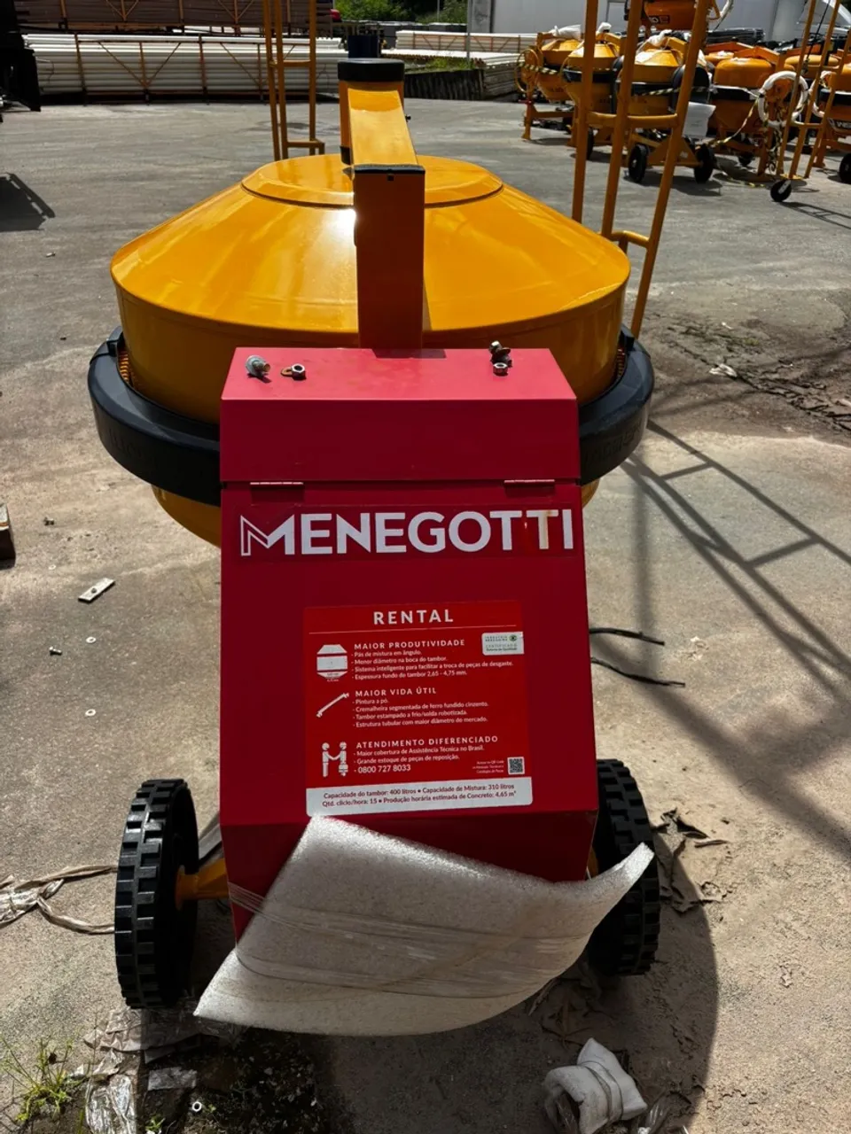Betoneira Menegotti 400 Litros