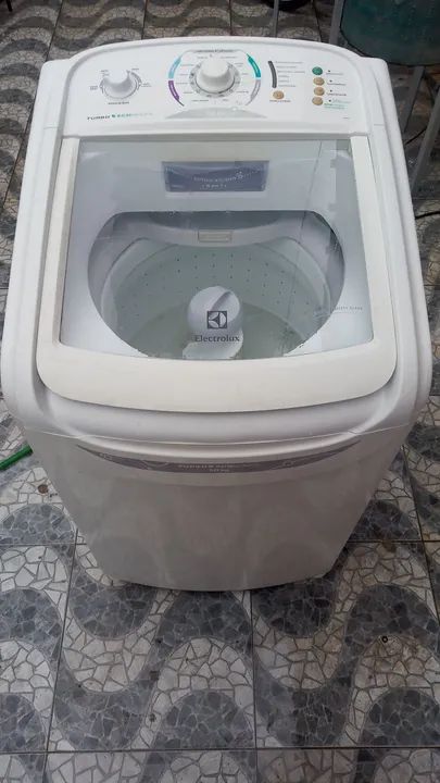 Máquina de Lavar ELECTROLUX 10 kilos 