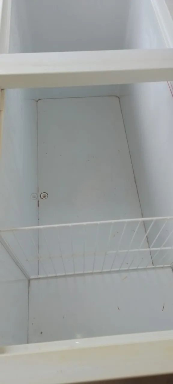 Freezer/refrigerador Horizontal dupla ação porta cega 503 litros Fricon - Foto 5
