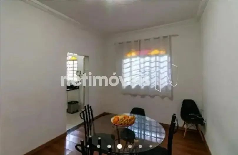 Esta residência combina funcionalidade e uma localização privilegiada - Foto 4