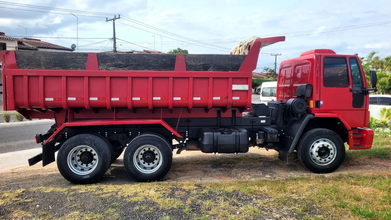 Ford cargo 2422/ 2011 zero - Foto 2