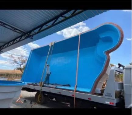 Piscina 9 mts com hidro e aquecimento 