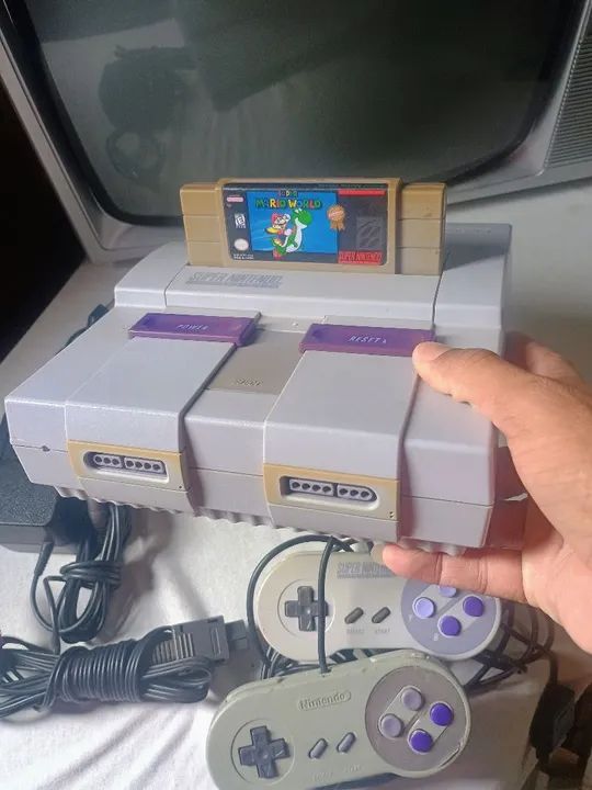 Super Nintendo - Console Completo com 2 Controles - Foto 2