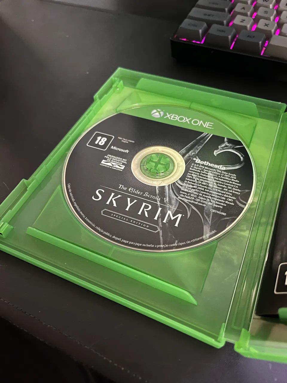 Skyrim - Mídia Física XONE