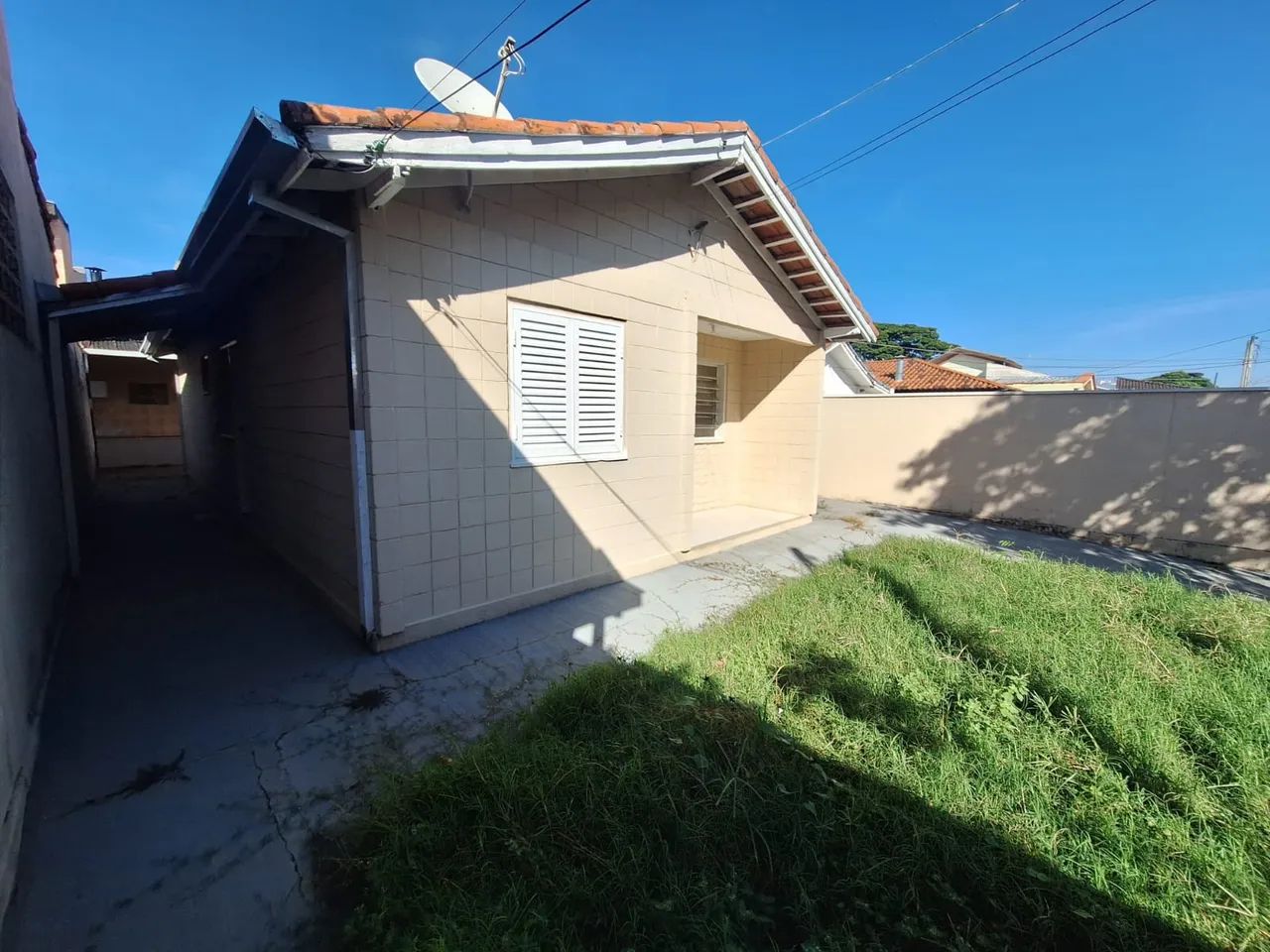 Imóvel para aluguel possui 250 metros quadrados com 4 quartos - Foto 3