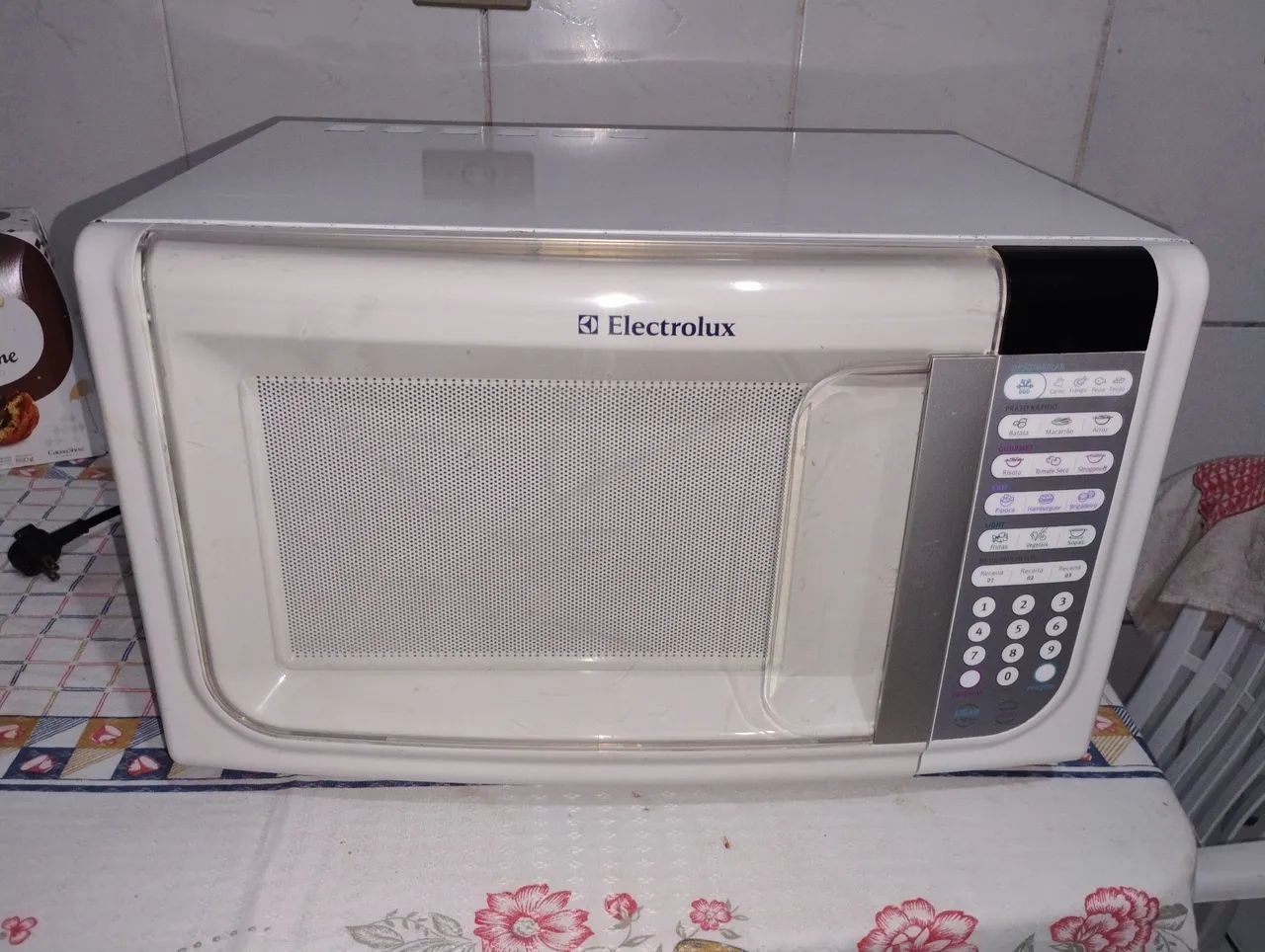 Forno microondas Eletrolux 31L 