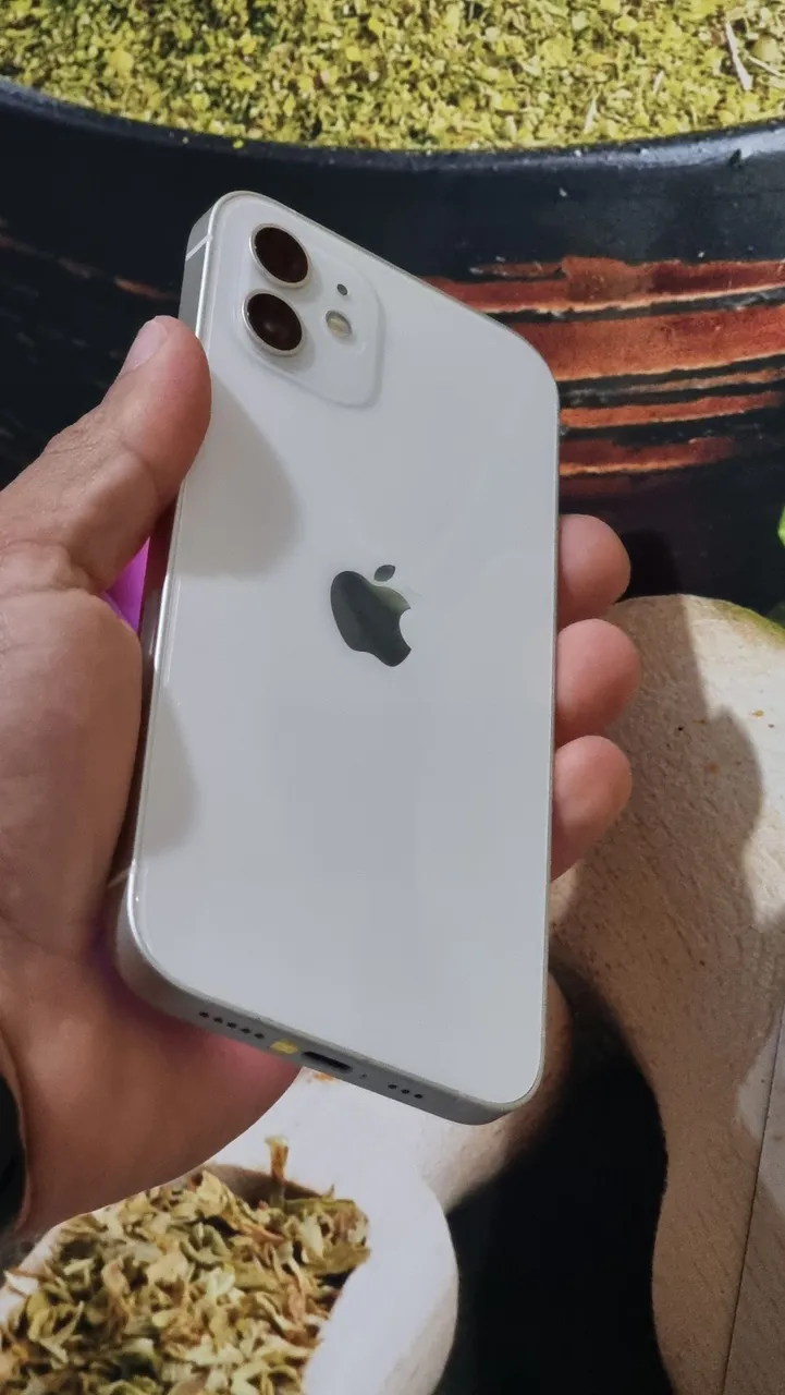 Iphone 12 64 GB branco/bateria 78% LEIA O ANÚNCIO.