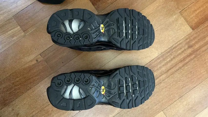 Tênis Nike Air Max Plus Masculino Preto - Foto 4