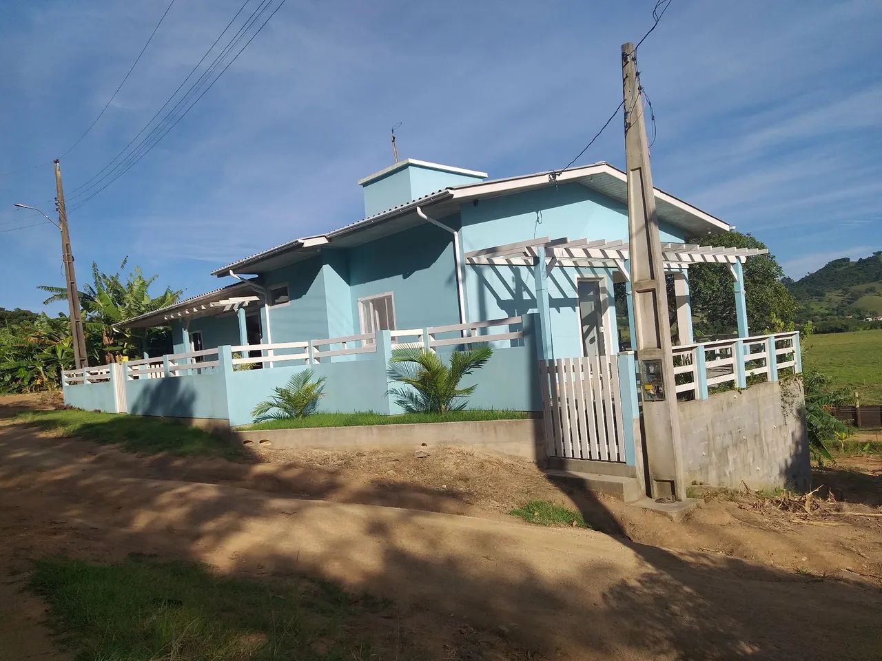 Chácara em frente a lagoa