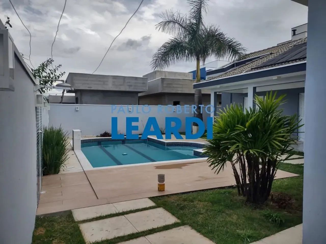 CASA EM CONDOMÍNIO - JARDIM DOS LAGOS - SP