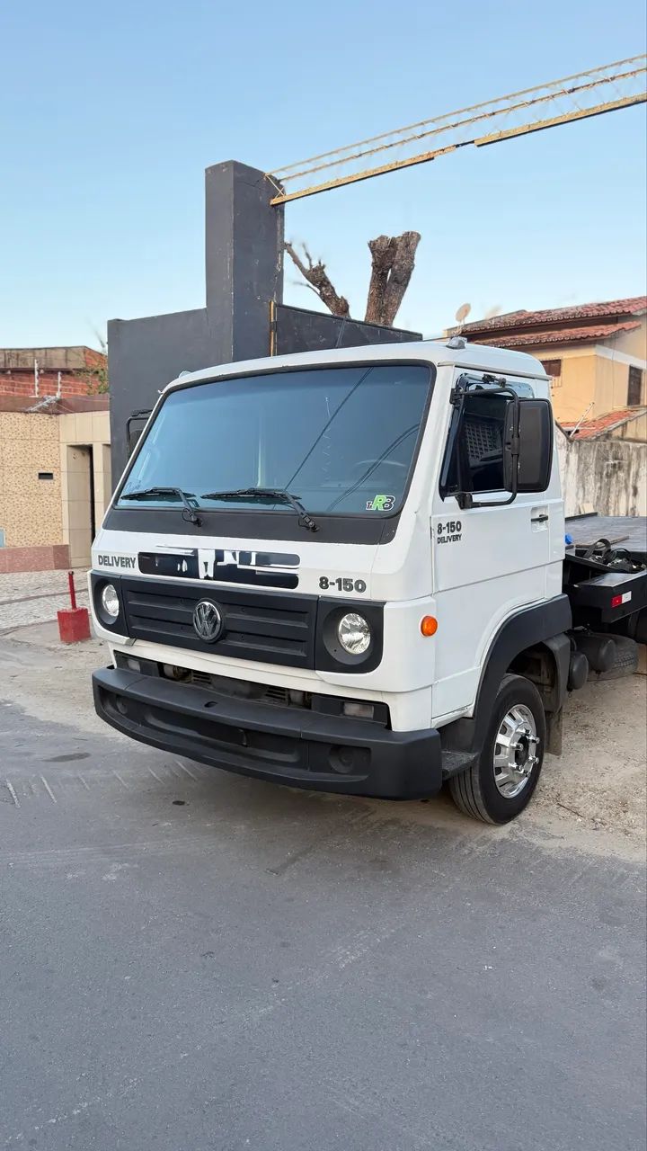 VOLKS 8.160 plataforma + asa-delta 