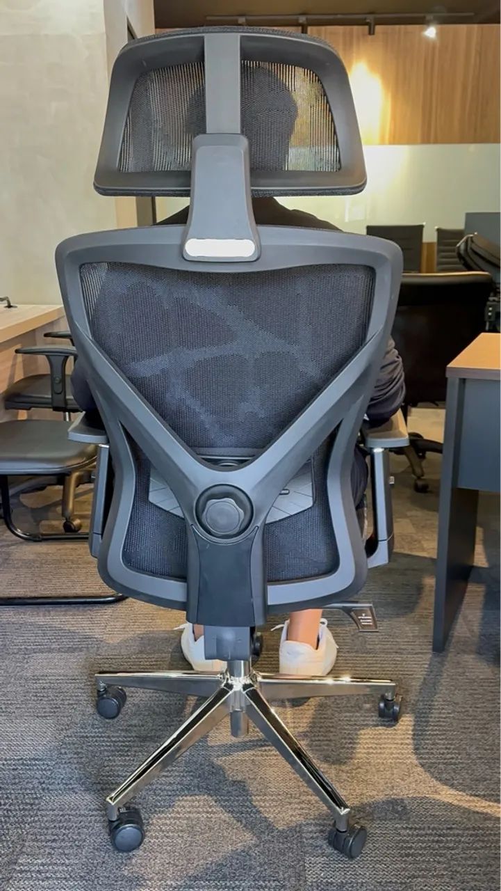 Cadeira PRESIDENTE COM TELA MESH NO ASSENTO - IKONMIXOFFICE MÓVEIS PARA ESCRITÓRIO  - Foto 3