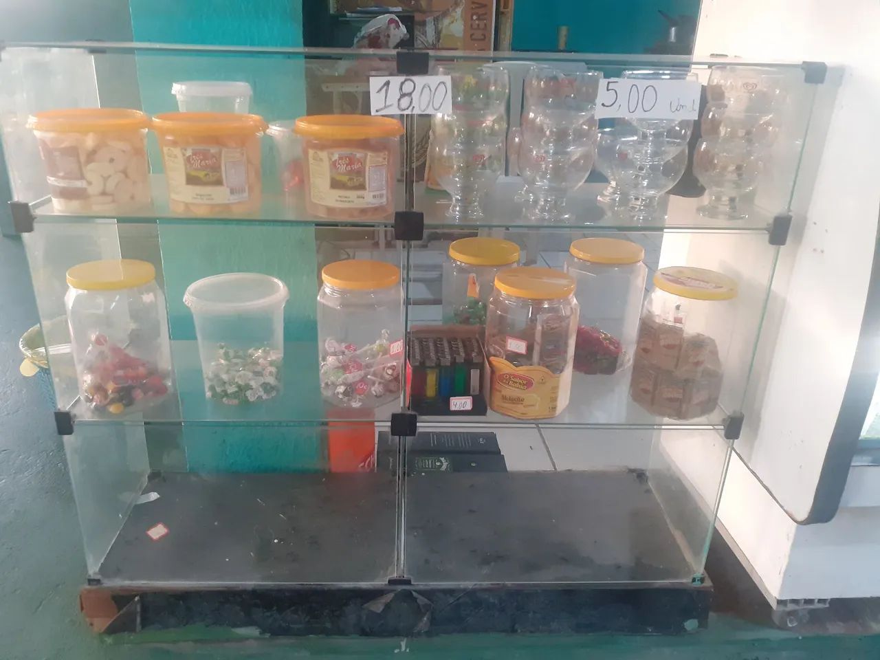 Expositor de Vidro para Comercio - Foto 2