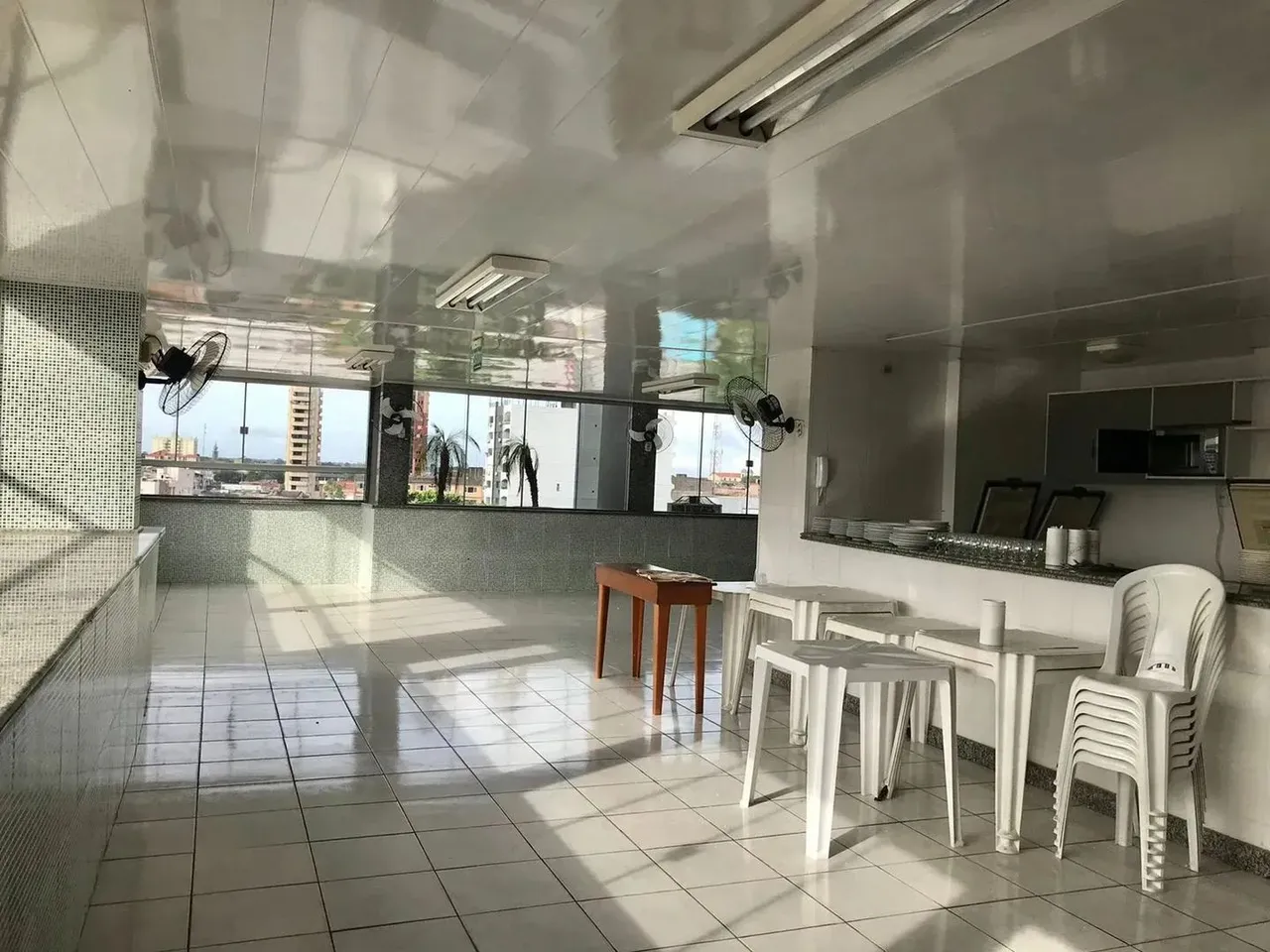 Apartamento em Rua Carlos Gomes - Campina - Belém/PA