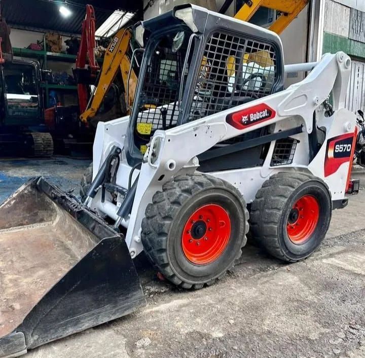 Mini carregadeira bobcat s570 ano 2015 - Foto 4