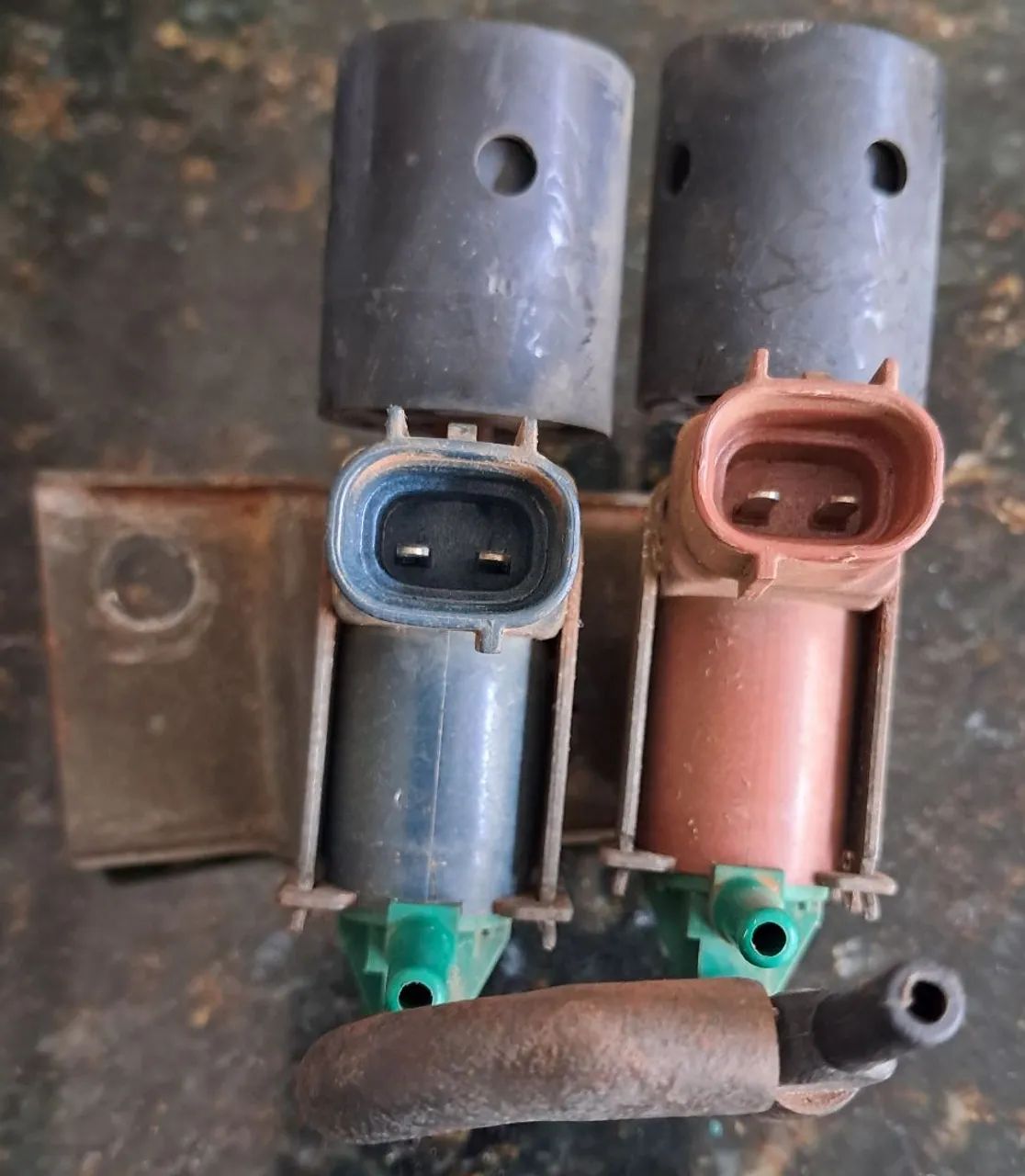 Válvulas solenóides de vácuo Toyota Hilux 3.0, turbo diesel, 2002 (turbina e tração 4x4).