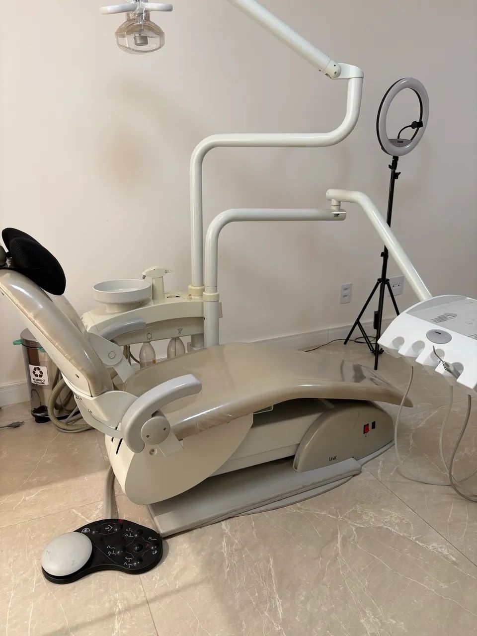 Cadeira Odontológica  - Foto 5