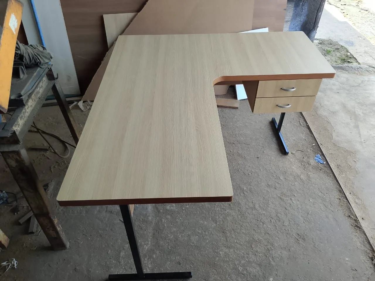 Mesa L perna de ferro - Foto 3