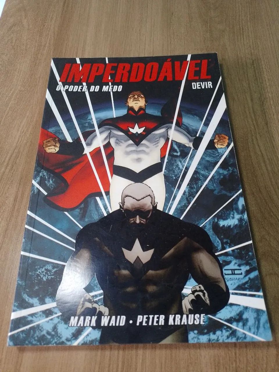 HQs Reino do Amanhã (4 vols) + Imperdoável (1 vol) - Foto 5