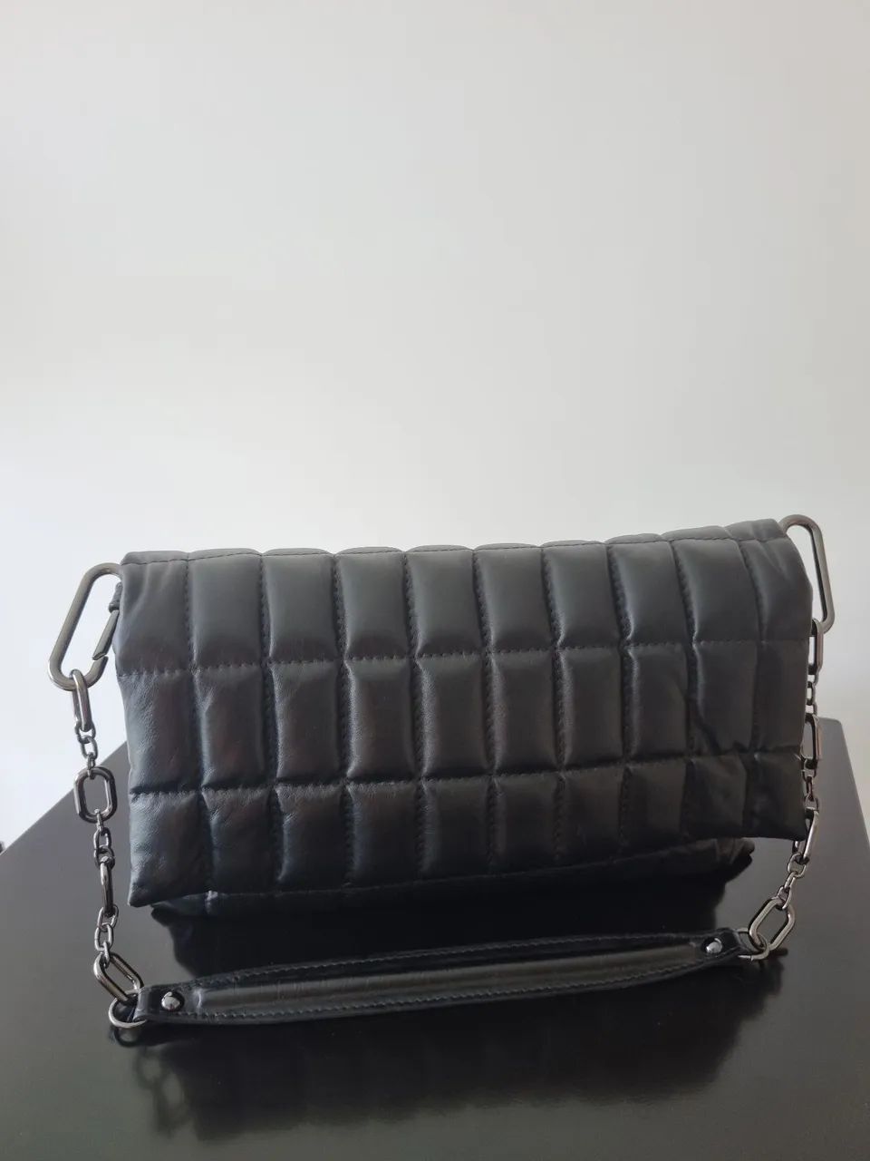 BOLSA DE COURO PRETA MATELASSÊ - Foto 2