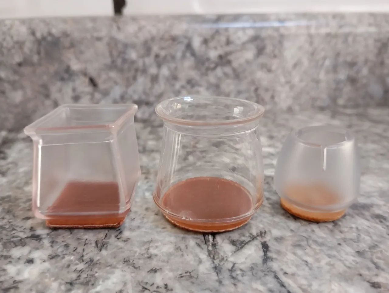 Kit silicone para proteção de pisos e assoalhos.