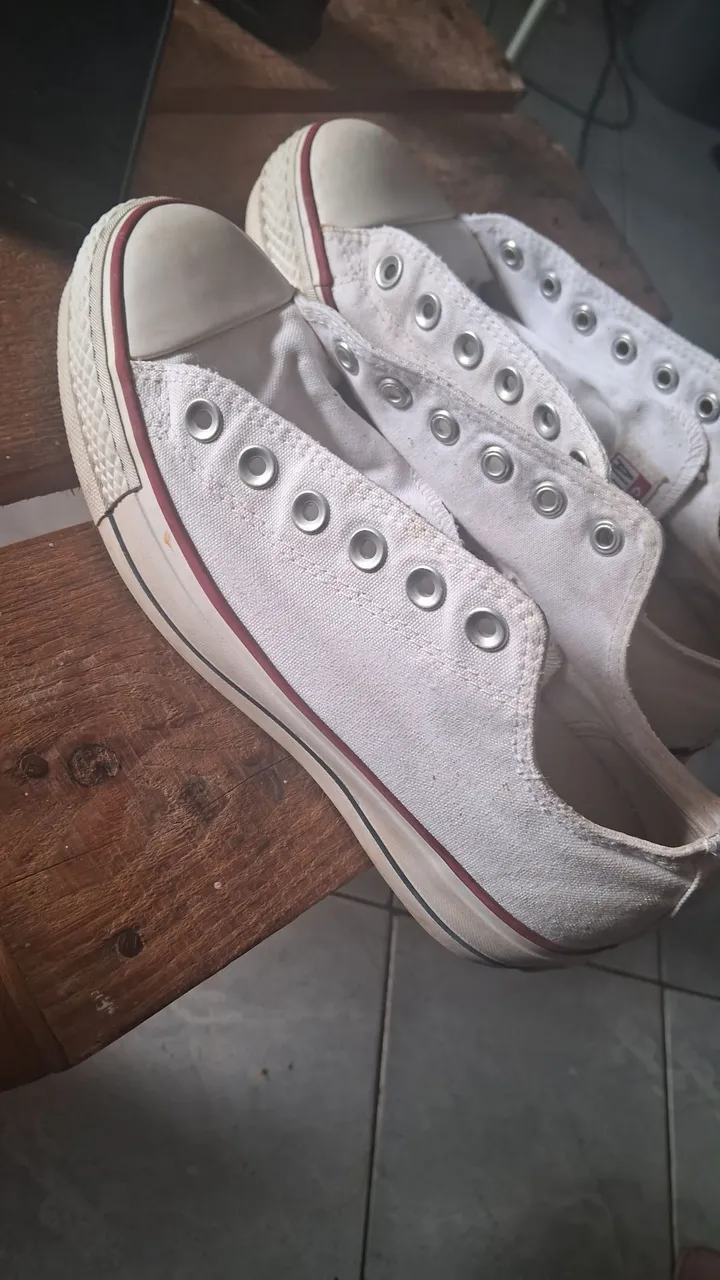 All star novo branco cano baixo tamanho 37 sem cadarço