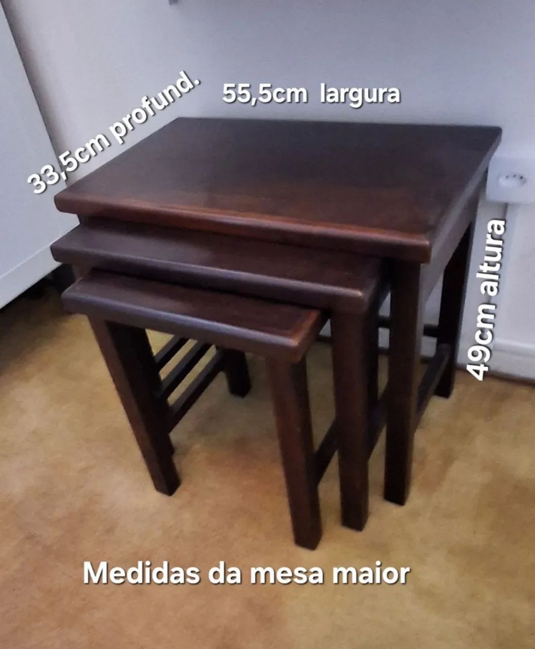 Jogo de 3 Mesas de Apoio em Madeira Maciça