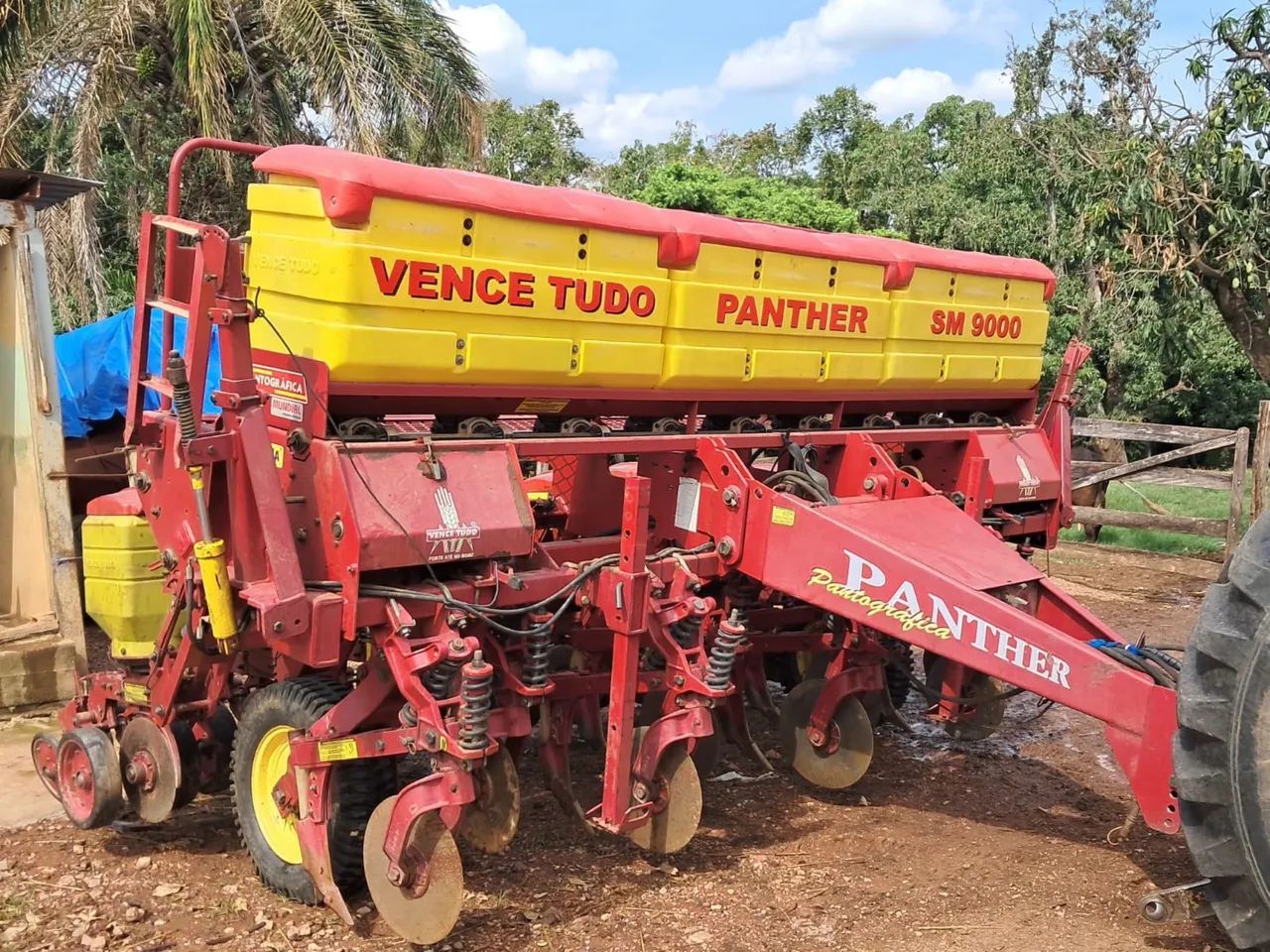 Plantadeira Vence Tudo 8 linhas Panther 