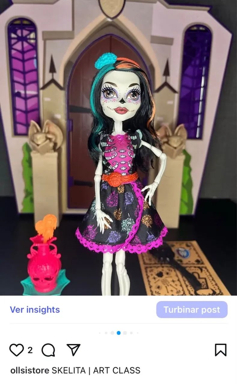 Boneca Monster High Skelita Calaveras Art Class - Foto 2