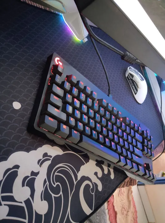 Teclado Mecânico Gamer Logitech G pro