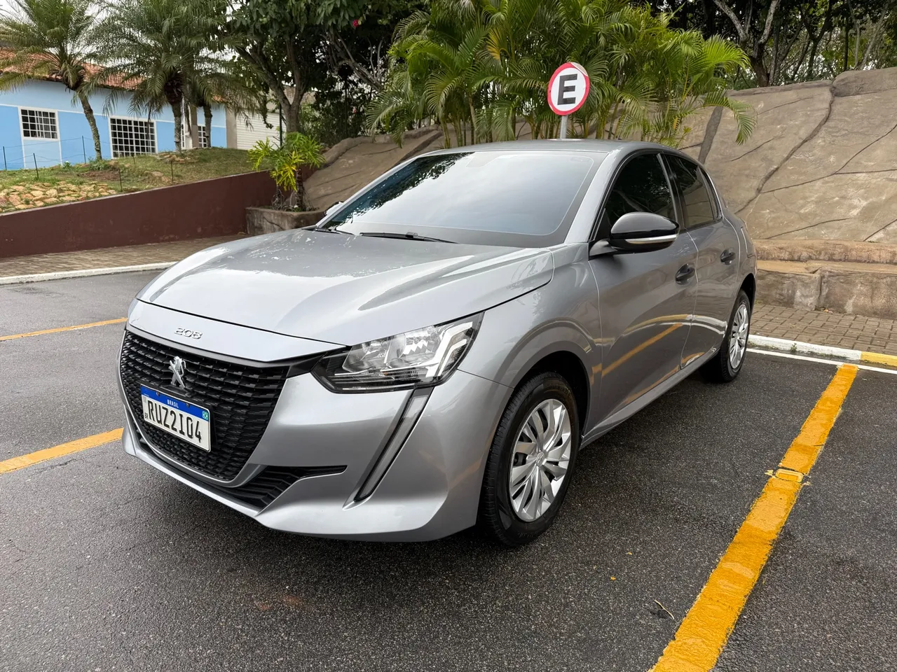 Peugeot 208 1.0 2023