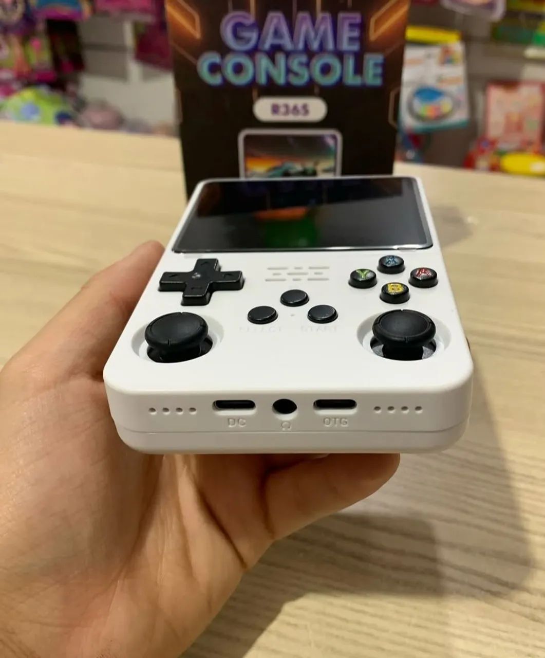 Console Portátil R36S  - Foto 5