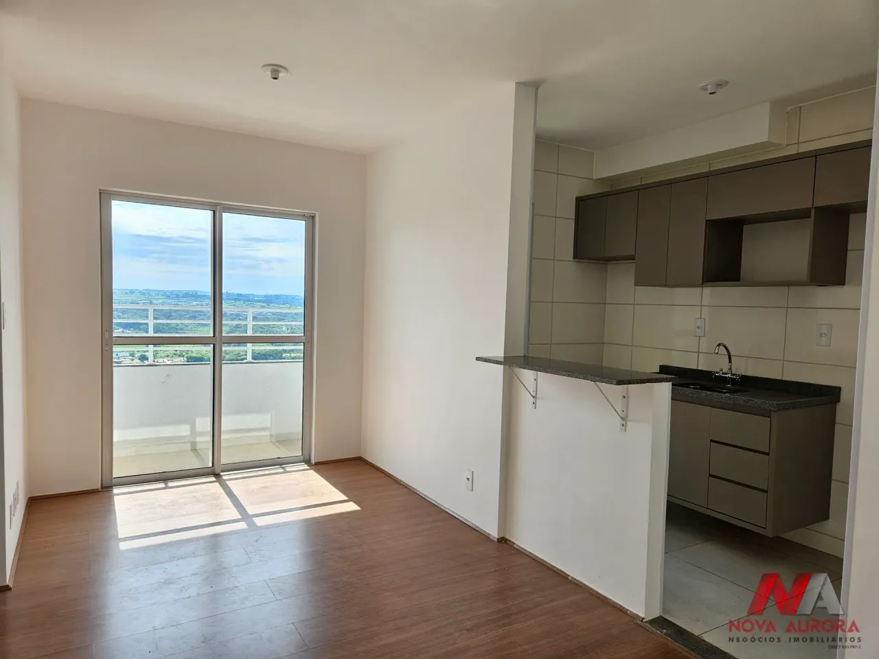 Unique Felicitá - Apartamento 02 dormitórios para locação próximo à Av. de Maio - São José