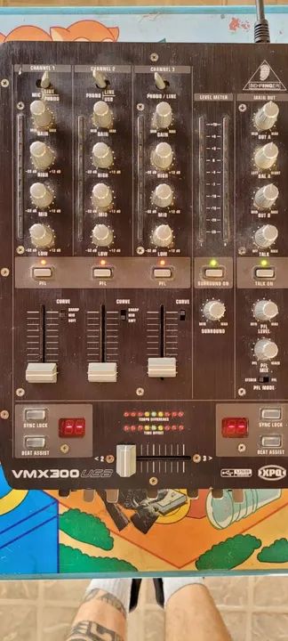 Mixer Behringer VMX 300 usb - Foto 2