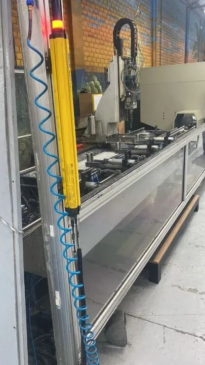 Centro de Usinagem Elumatec SBZ 122