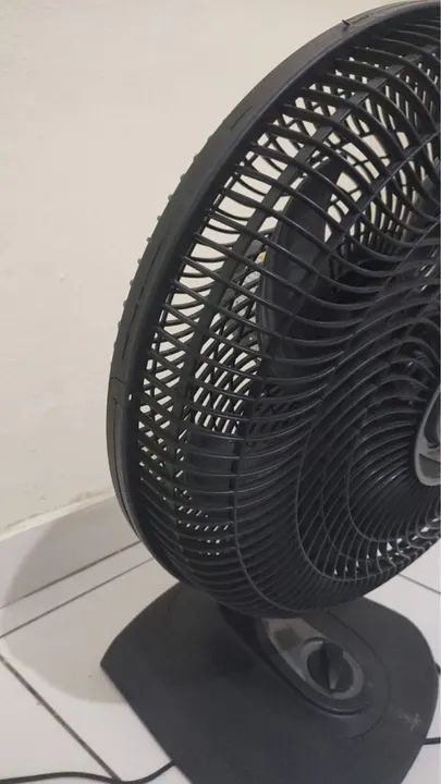 Ventilador de Mesa Preto - Ótimo estado! - Foto 4