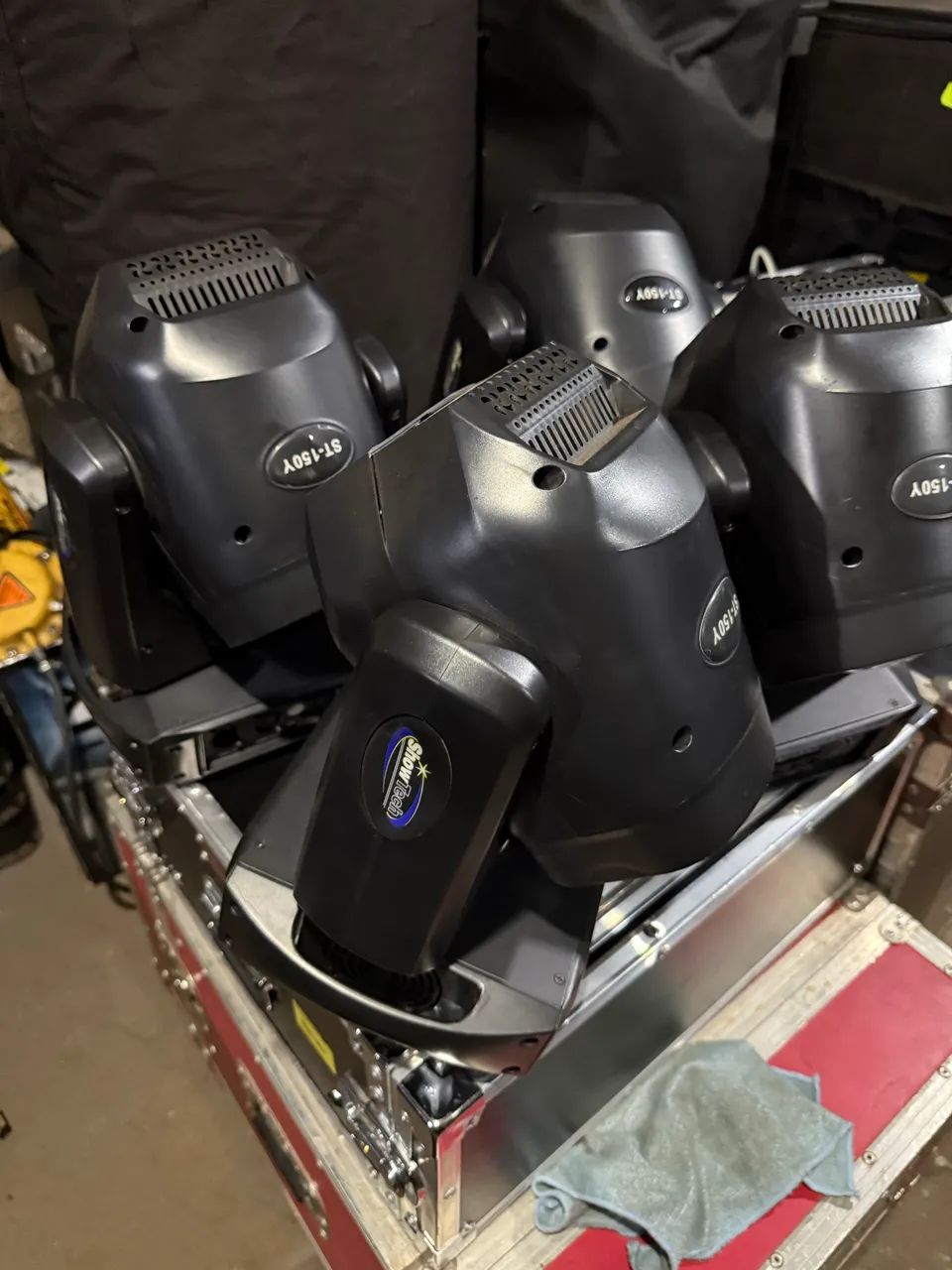 Moving Beam 100 Led com Case 