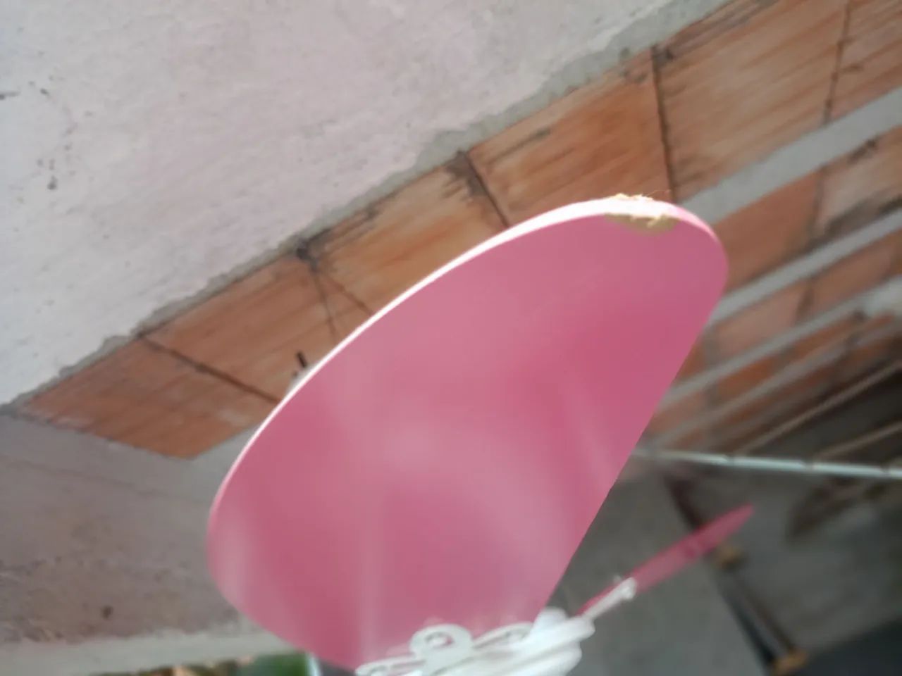 Ventilador de teto branco e rosa - Foto 3