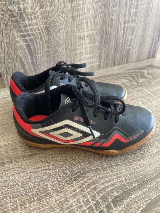 Chuteira Futsal Umbro Prisma+ 29