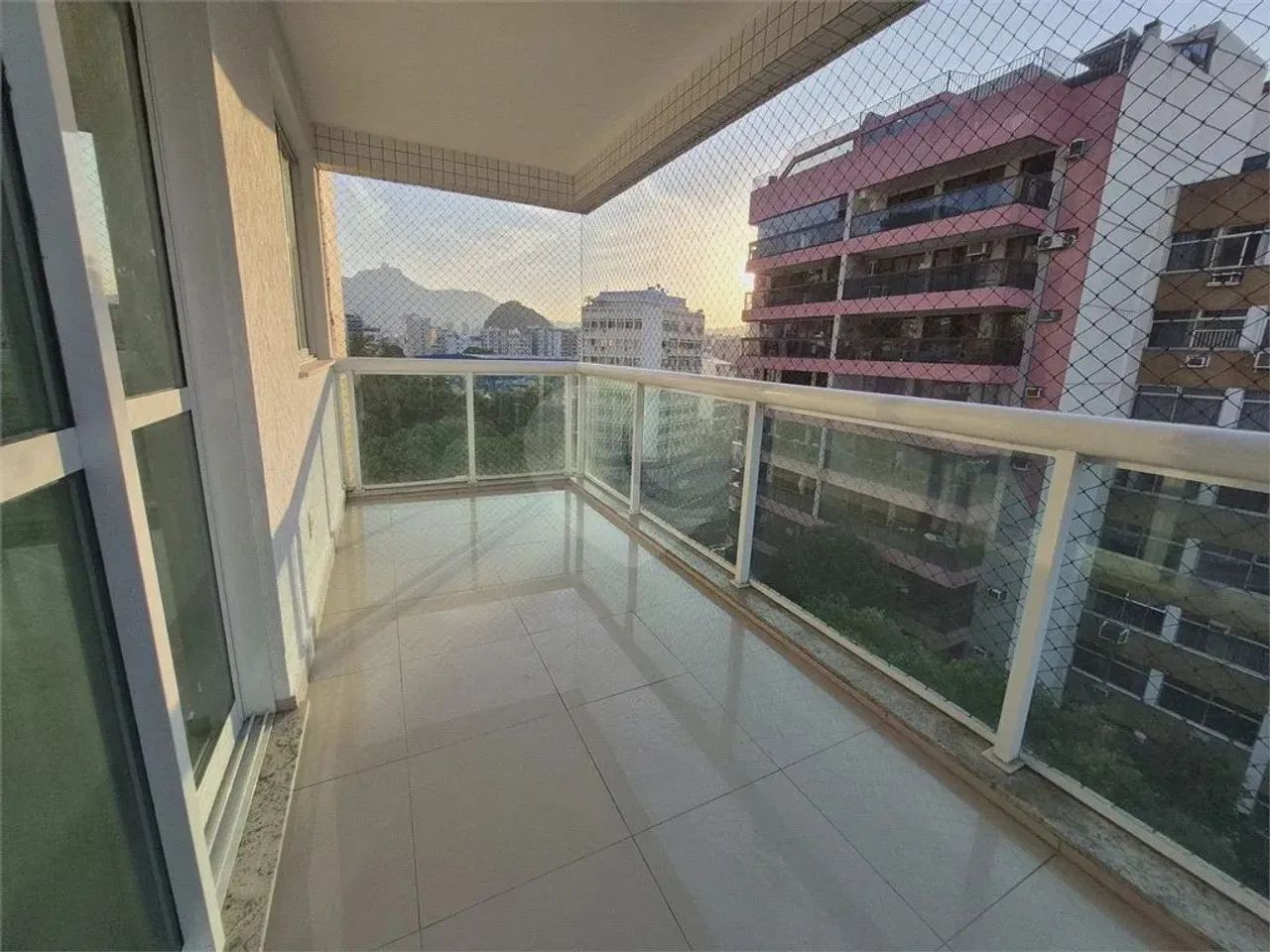 Duplex para venda tem 157 metros quadrados com 3 quartos em Tijuca - Rio de Janeiro - RJ