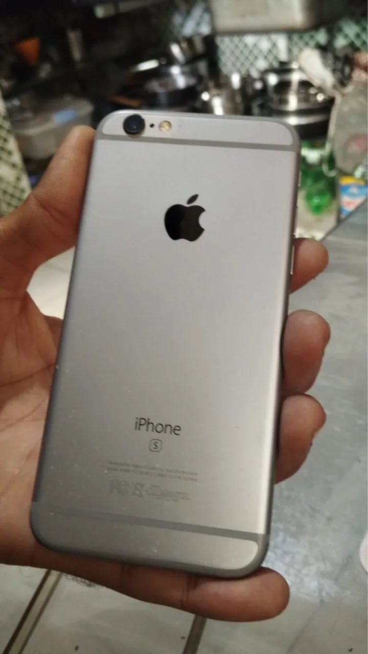 Apple iPhone 6s 32GB シルバー Apple iPhone 6s 32GB | Celltronics - celltronics