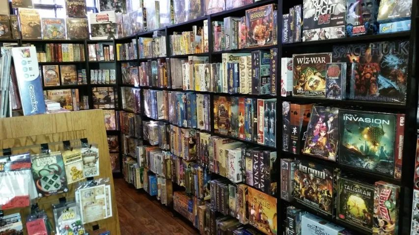 VENDO JOGOS DE TABULEIRO - LISTA NA DESCRIÇÃO - Hobbies e coleções