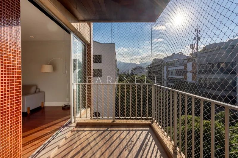 Lindo apartamento com varanda em rua tranquila e arborizada de Ipanema. - Foto 4