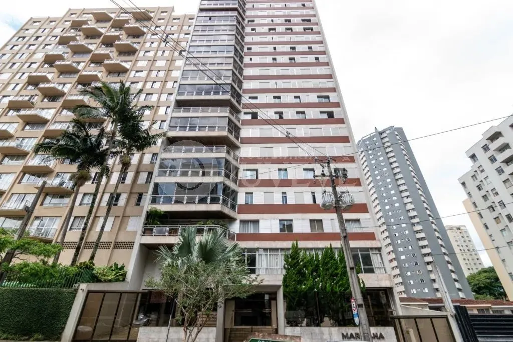 IMOBILIARIA JUVEVE VENDE APARTAMENTO BIGORRILHO BATEL UM POR ANDAR SEMI REFORMADO RUA FRAN