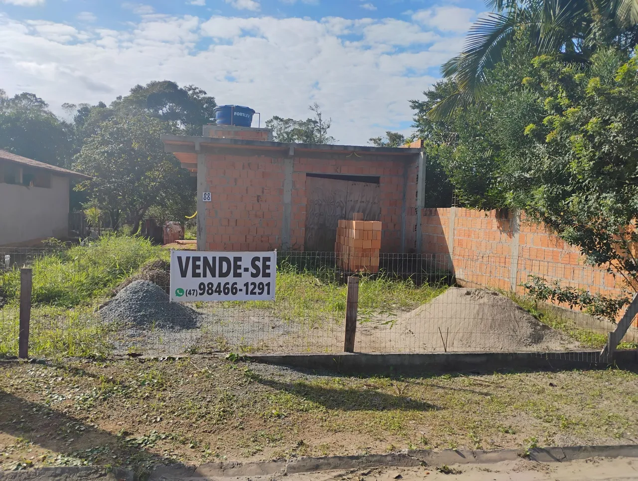 Chácara / Balneário Barra do Sul / 180.000